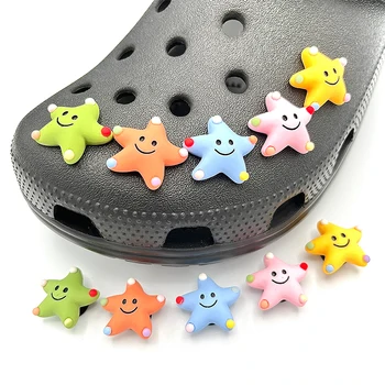 Bonito dos desenhos animados Croc JIBZ Sapato Decorações Pentagrama Estrelas de Plástico Rígido Resina Sapato Encantos Para Criança Tamancos DIY Ornamento Acessórios